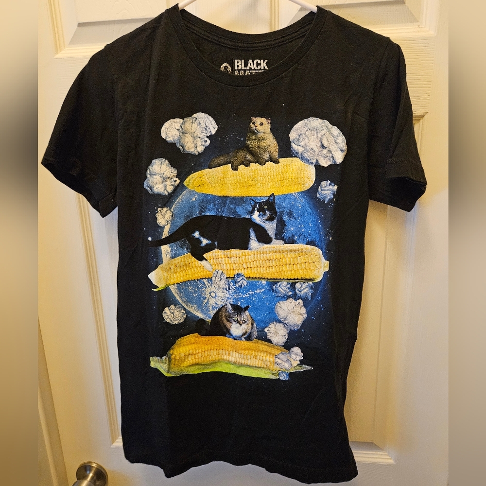 Cats in Space Corn Popcorn Men's Small T-Shirt